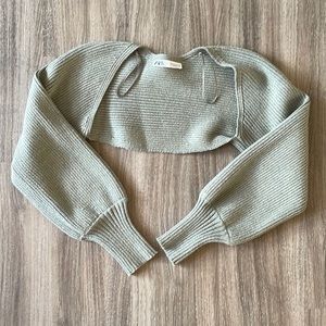 Zara shrug